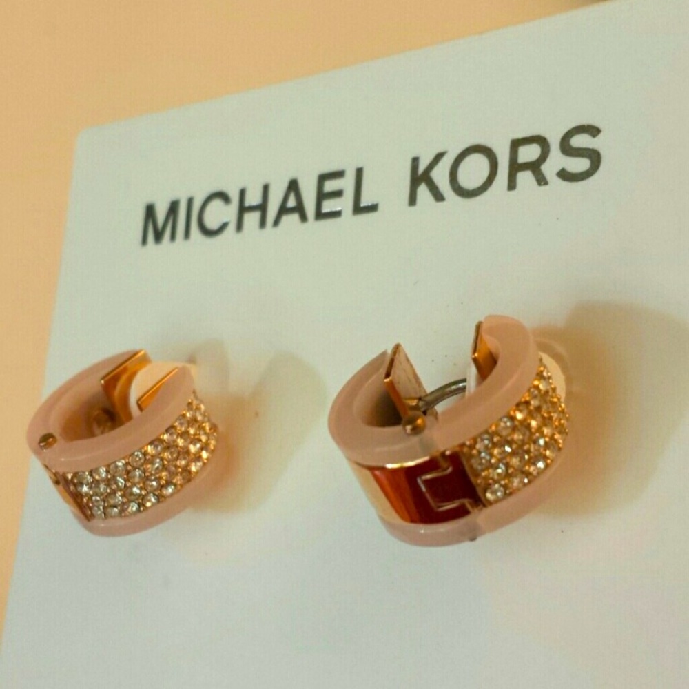 *NWT* Michael Kors Rose Gold Blush Pave Huggie Earrings